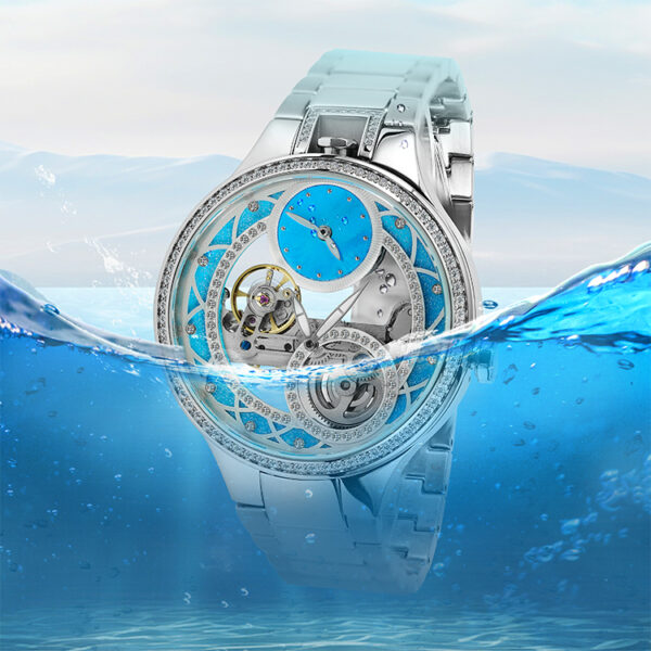 Dual movement automatic watch