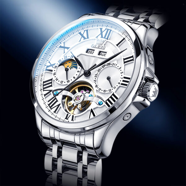 Elegant watch